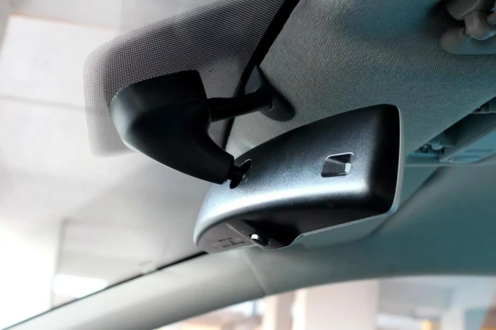 Штатный двухканальный видеорегистратор RedPower DVR-VAG-G DUAL для Volkswagen и Skoda